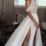 50 Simple Glam Victorian Neck Style Bridal Dresses Ideas 39