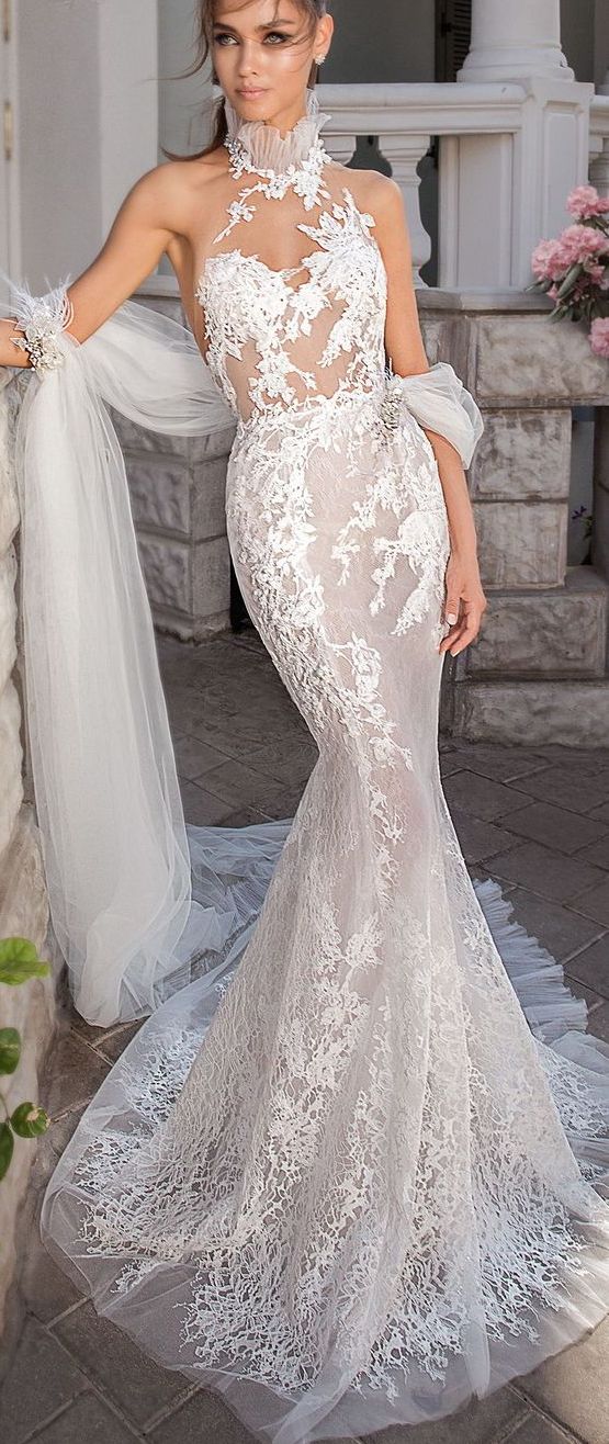 50 Simple Glam Victorian Neck Style Bridal Dresses Ideas 4