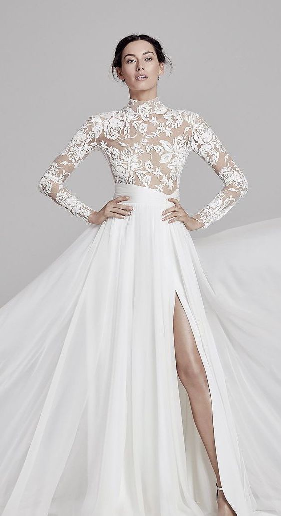 50 Simple Glam Victorian Neck Style Bridal Dresses Ideas 49