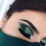 40 Green Eyeshadow Looks Ideas 35