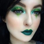 40 Green Eyeshadow Looks Ideas 37