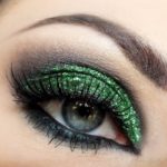 40 Green Eyeshadow Looks Ideas 39