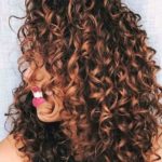 40 Loose Curly Natural Hairstyle Ideas 37