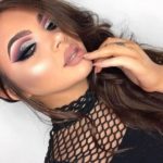 40 Silver Eye Makeup Looks You Need to Try 35