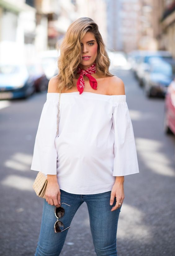 50 Comfy and Stylish Maternity Outfits Street Style Looks 21