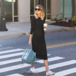 50 Comfy and Stylish Maternity Outfits Street Style Looks 23