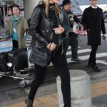 50 Comfy and Stylish Maternity Outfits Street Style Looks 52