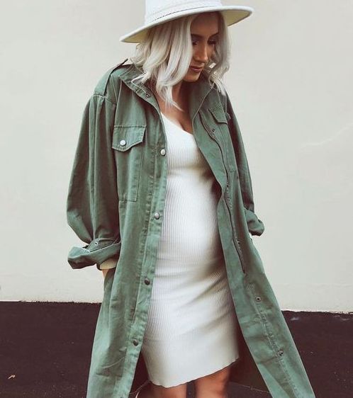 50 Comfy and Stylish Maternity Outfits Street Style Looks 7