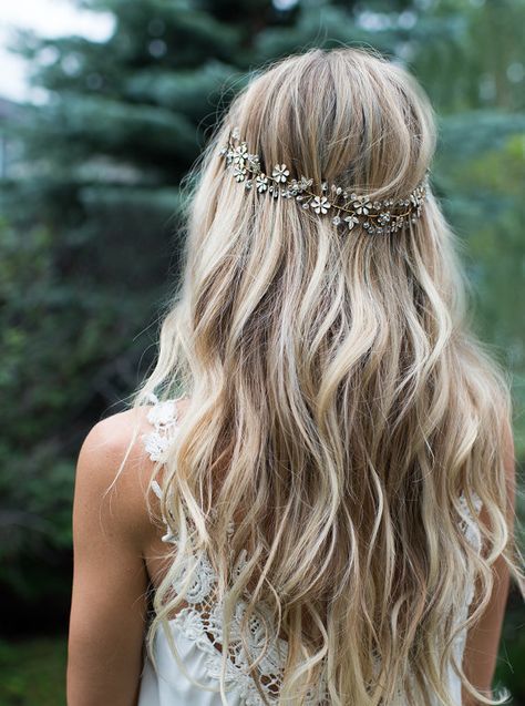 50 Natural Loose Hairstyle Looks for Brides Ideas 26