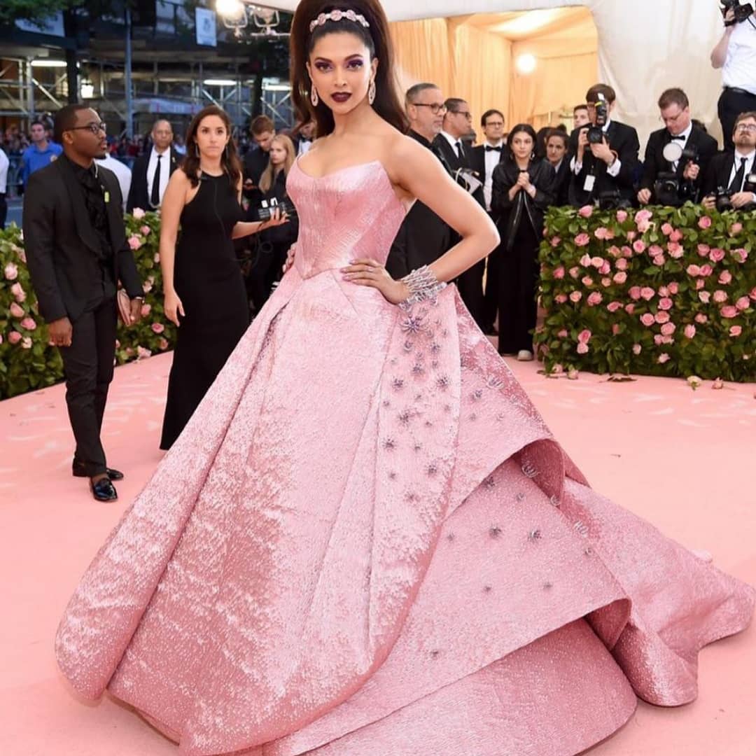 80 The Looks You Need to See From Met Gala 2019 65
