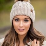 30 Best Warm Winter Hats for Women05
