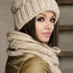 30 Best Warm Winter Hats for Women11