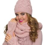 30 Best Warm Winter Hats for Women20