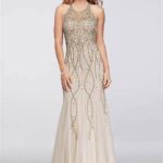 30 Inspiration for a sleeveless long dress outfit to appear feminine and trendy 08