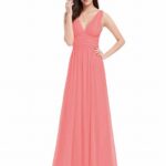 30 Inspiration for a sleeveless long dress outfit to appear feminine and trendy 19