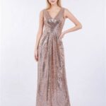 30 Inspiration for a sleeveless long dress outfit to appear feminine and trendy 20