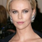 40 Beautiful short hairstyle Ideas for 2021 23