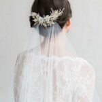 40 How Elegant Wedding Hair Accessories Ideas 14