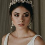 40 How Elegant Wedding Hair Accessories Ideas 15