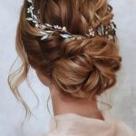 40 How Elegant Wedding Hair Accessories Ideas 18