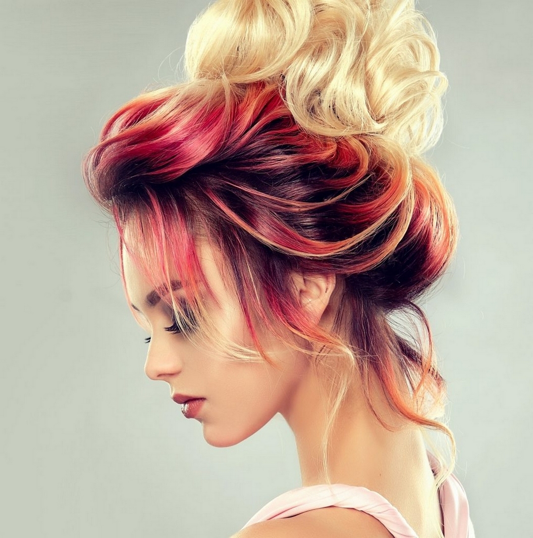 50 Best Peek A Boo Hair Color Ideas 19