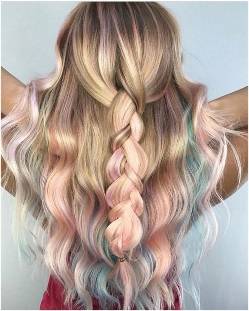 50 Best Peek A Boo Hair Color Ideas 56