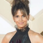 Curtain Bangs Hair Styles Ideas 02