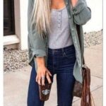 How To Style Casual Spring Outfits for Women 02