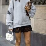 How To Style Casual Spring Outfits for Women 12