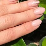 Inspiring Almond Shaped Nail for Girls 01