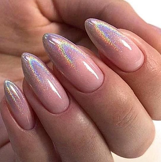 Inspiring Almond Shaped Nail for Girls 10