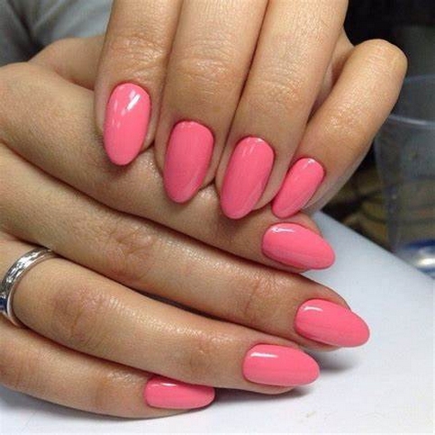 Inspiring Almond Shaped Nail for Girls 11