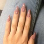 Inspiring Almond Shaped Nail for Girls 13