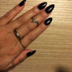 Inspiring Almond Shaped Nail for Girls 18