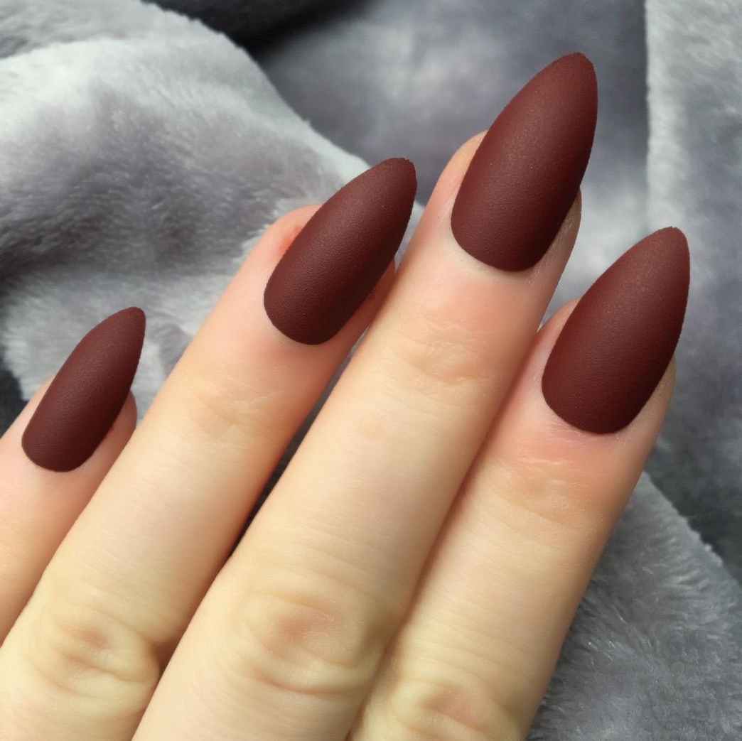 Inspiring Almond Shaped Nail for Girls 25