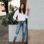 Mom Jeans Outfits Ideas for 2021 06