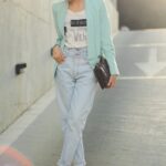 Mom Jeans Outfits Ideas for 2021 16