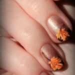 20 Adorable Fall Nail Art Ideas 04