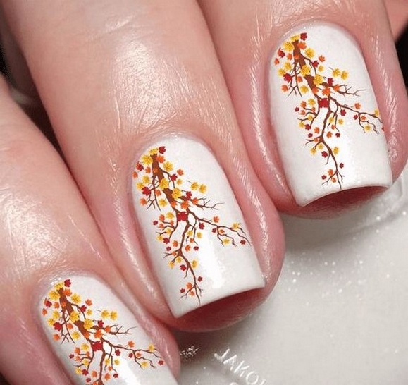 20 Adorable Fall Nail Art Ideas 14
