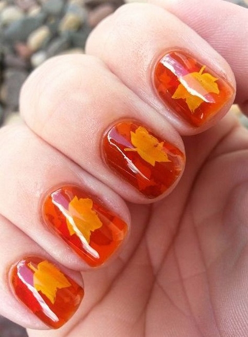 20 Adorable Fall Nail Art Ideas 17