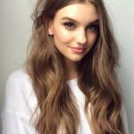 20 Long Wavy Hairstyles The Envy of Most Women 10