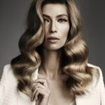 20 Long Wavy Hairstyles The Envy of Most Women 21