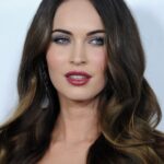 20 Long Wavy Hairstyles The Envy of Most Women 26