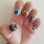 50 Cute Halloween Nail Art You Will Love 04