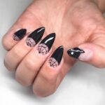 50 Cute Halloween Nail Art You Will Love 30