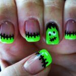 50 Cute Halloween Nail Art You Will Love 51