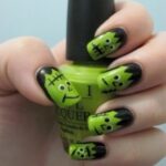 50 Cute Halloween Nail Art You Will Love 59