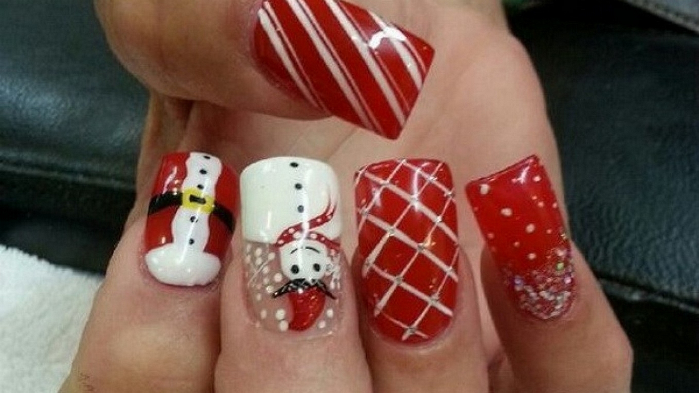 50 Lovely Chrismas Nail Art You Need to 09