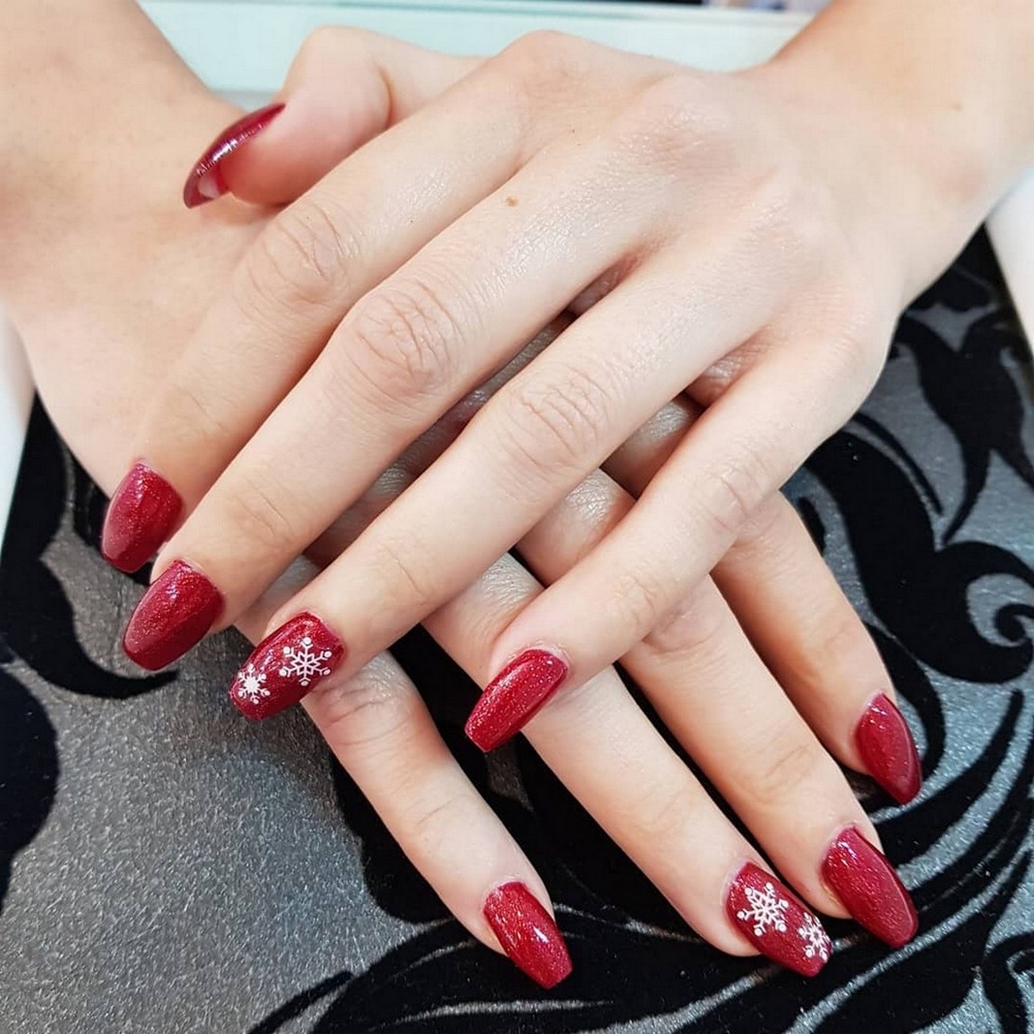 50 Lovely Chrismas Nail Art You Need to 10