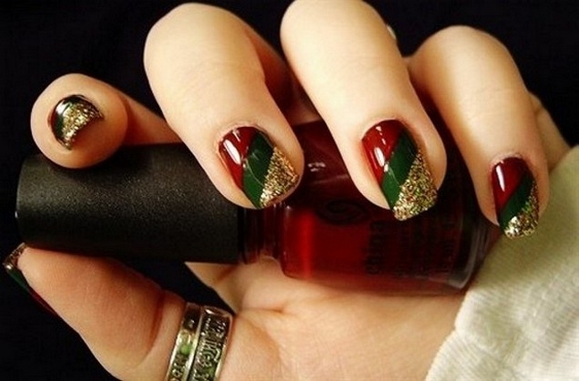 50 Lovely Chrismas Nail Art You Need to 40